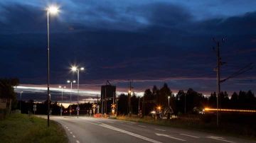 Spara energi och minska CO2-utsläppen – utan att försämra ljuskvaliteten och äventyra trafiksäkerheten.