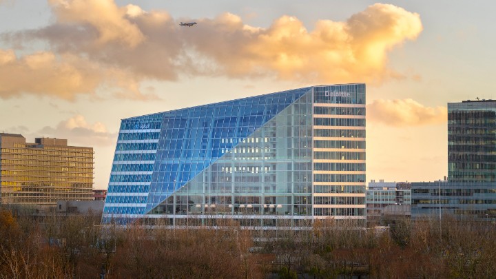 Video of Interact Office installation at office building The Edge in Amsterdam