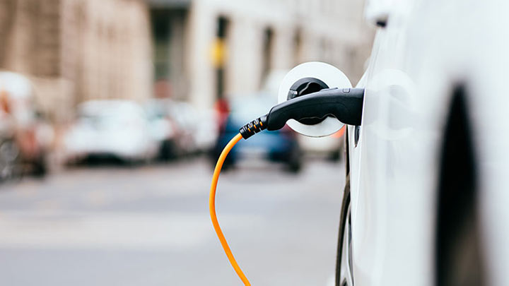 A revolu&ccedil;&atilde;o do ve&iacute;culo el&eacute;trico