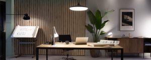 Ein Home-Office mit optimaler Webcam-Beleuchtung für Meetings und Video-Streams mit der Webcam