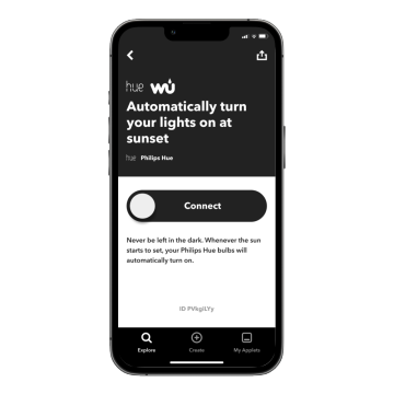 Texto alternativo: Dispositivo móvil con la pantalla de la aplicación de IFTTT