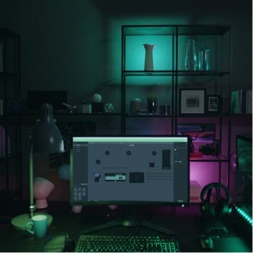 Gamebureau close-up met kleurrijke schemerige achtergrond