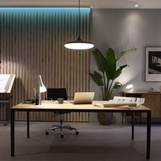 How to set up the best lighting for webcam